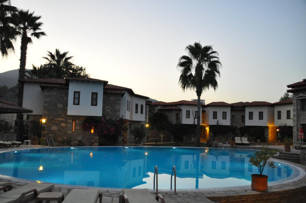 Osmanli Hani Apart Hotel Далян Екстериор снимка